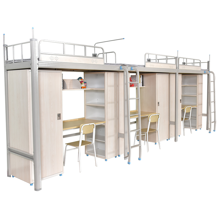 三連三人位中間側(cè)梯