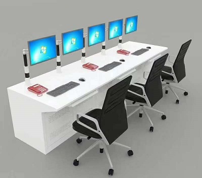 監(jiān)控臺(tái)